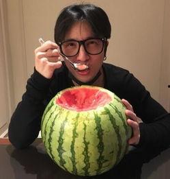 吃瓜娱乐星,吃瓜群众揭秘明星幕后故事  第2张