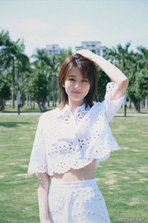 娱乐吃瓜酱乔欣,从“娱乐吃瓜酱”到人气小花,她的蜕变之路 第2张 娱乐吃瓜酱乔欣,从“娱乐吃瓜酱”到人气小花,她的蜕变之路 第2张